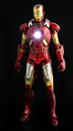 HotToysIronMan01