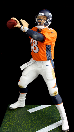 McFarlanePeytonManning03